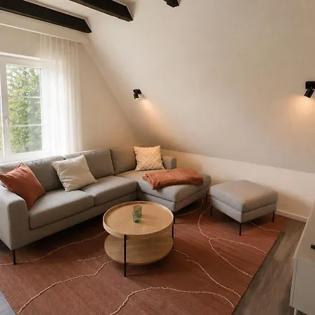 Elf-36 Apartmenthaus 3*