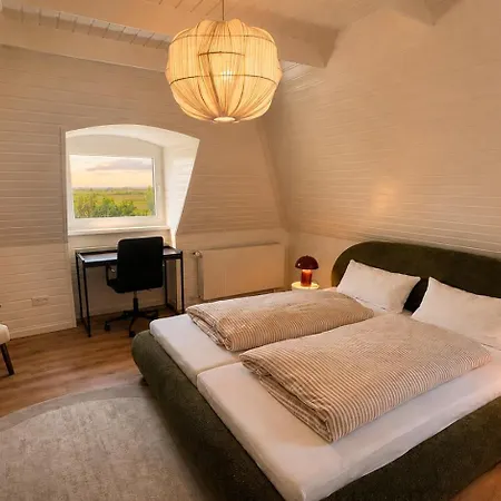 Elf-36 Apartmenthaus شقة فندقية بينسيرسيال
